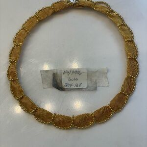 Elegant Gold Necklace